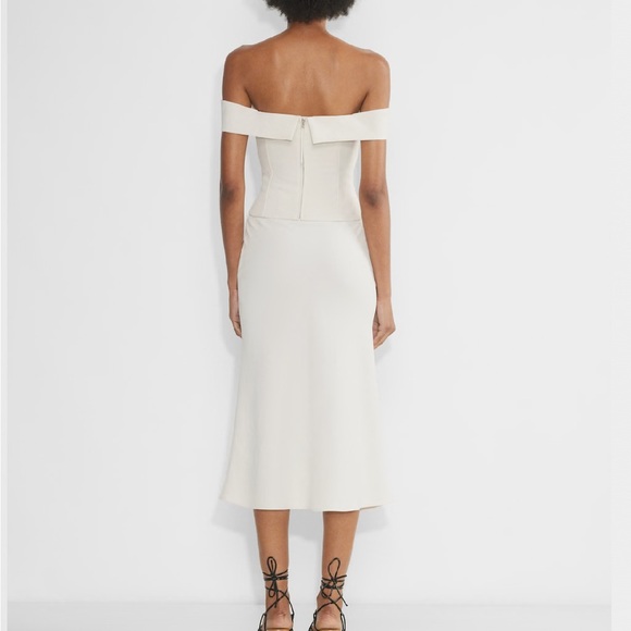 Aritzia Off-Shoulder  Top - Picture 4 of 6